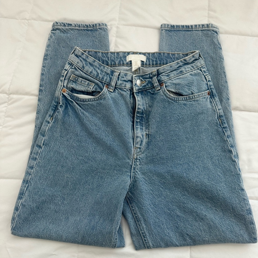 H&M Straight-Leg Light Wash Women's Jeans